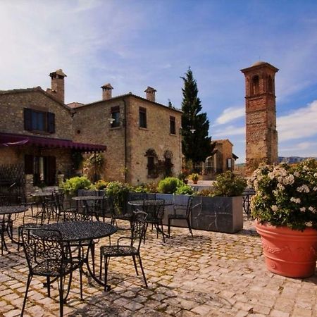 Отель Castello Di Albereto Trarivi Экстерьер фото