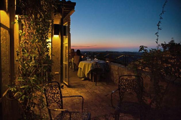 Отель Castello Di Albereto Trarivi Экстерьер фото